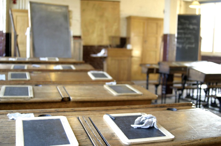 Provided by: Ragged School Museum