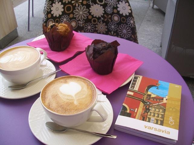 Cappuccino + muffin 10 zl