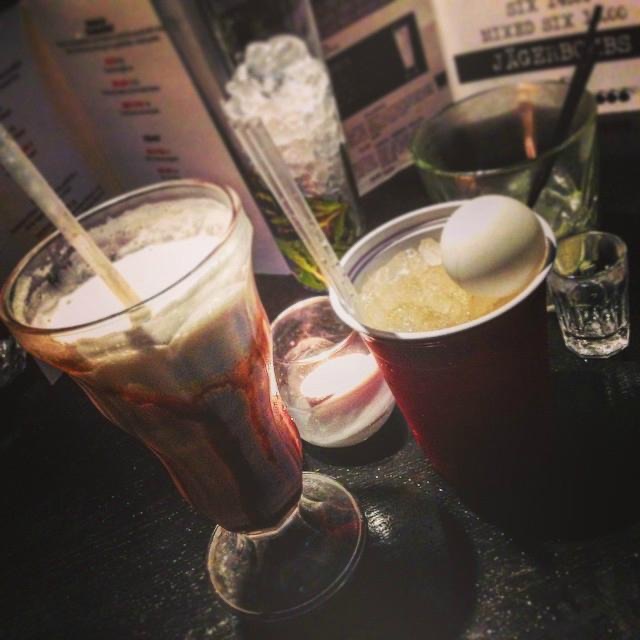 Any given Sundae (left) and King Pong (right)
