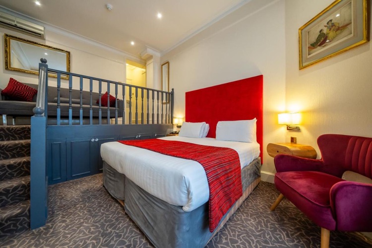 A photo of Hotel La Place