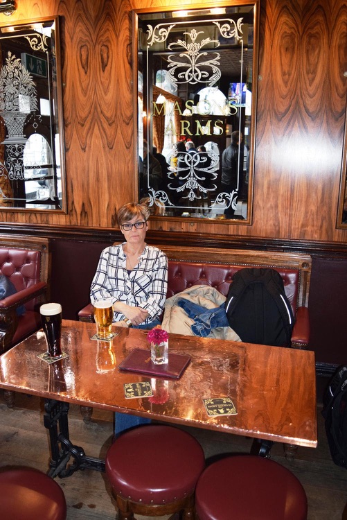 Traditional pub with nice seating