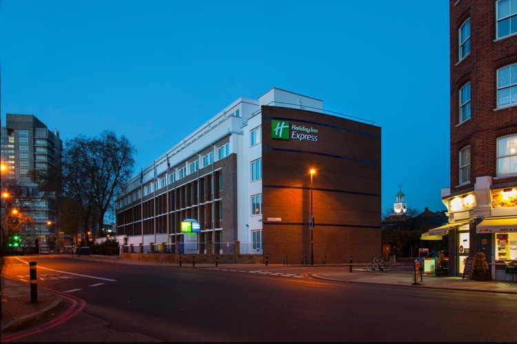A photo of Holiday Inn Express London - Vauxhall Nine Elms by IHG