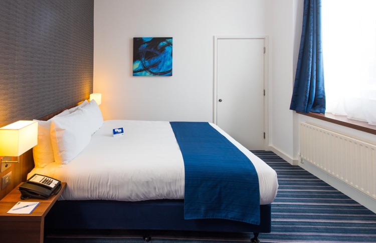 A photo of Holiday Inn Express London - Vauxhall Nine Elms by IHG
