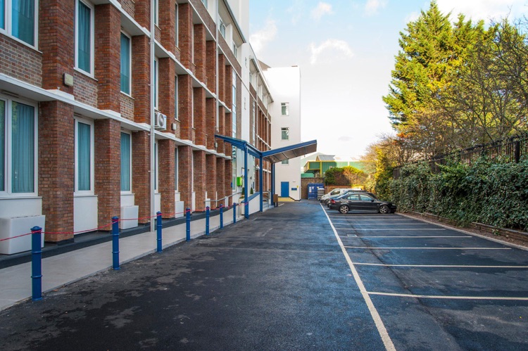 A photo of Holiday Inn Express London - Vauxhall Nine Elms by IHG