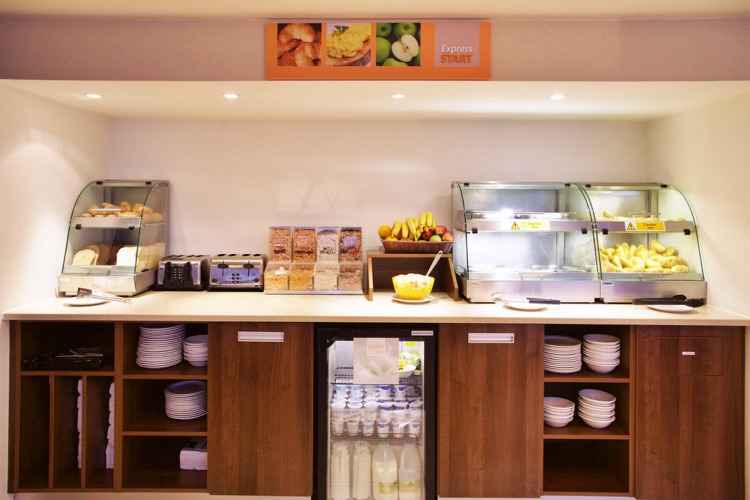 A photo of Holiday Inn Express London Victoria, an IHG Hotel