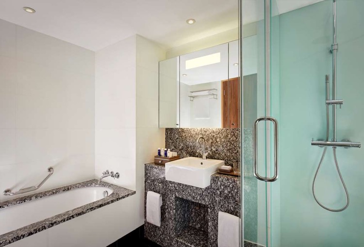 Penthouse bathroom