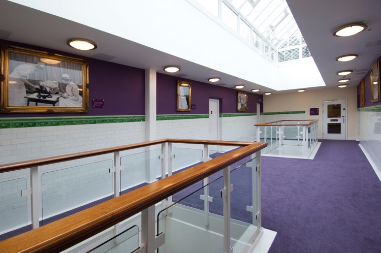 London Waterloo (Westminster Bridge) corridor