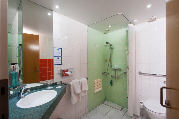 A photo of Holiday Inn Express London - Vauxhall Nine Elms by IHG