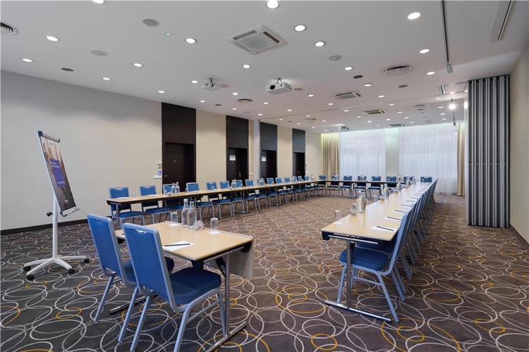 Meeting room Wilanow I II ushape