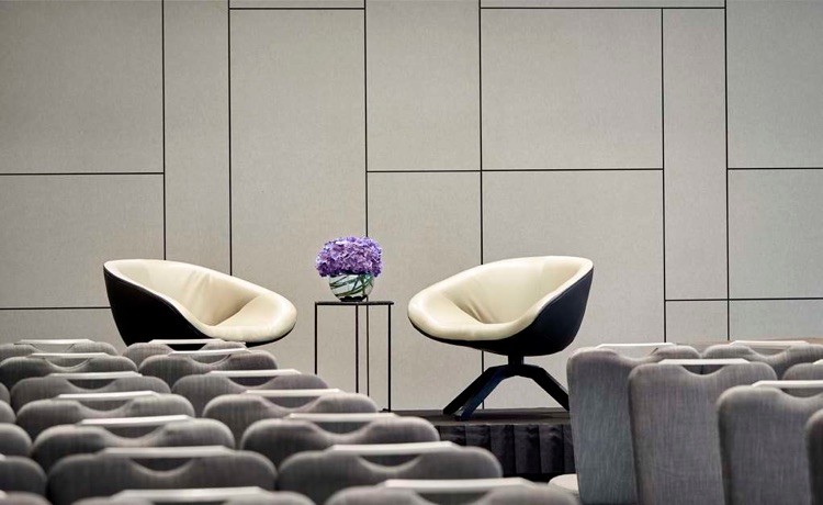 Park suites theatre staging
