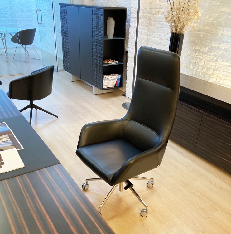 DARWIN High quality executive chairs