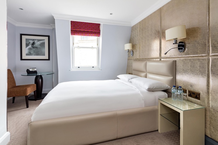 A photo of Radisson Blu Hotel, London Mercer Street
