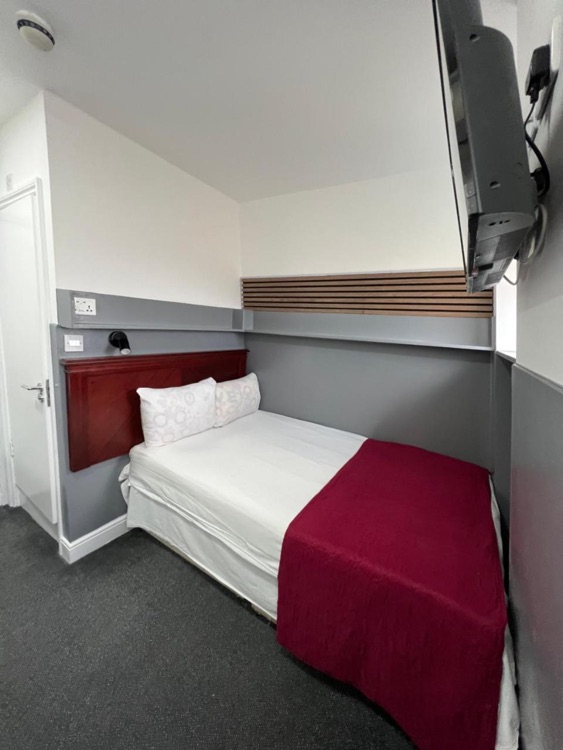 A photo of Plaza London Hotel