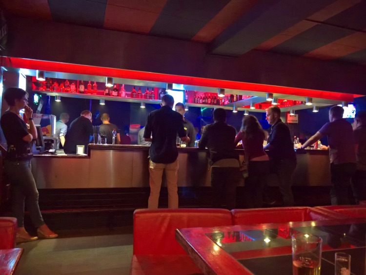 Bar