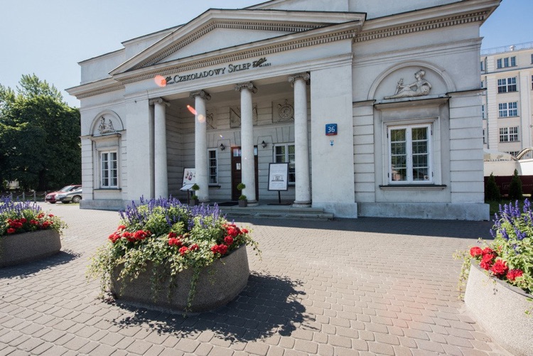 Widok od ulicy Grochowskiej