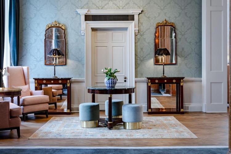 A photo of No. 30 Knightsbridge