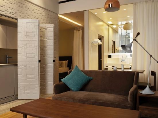 Guest Bedroom - sitting area