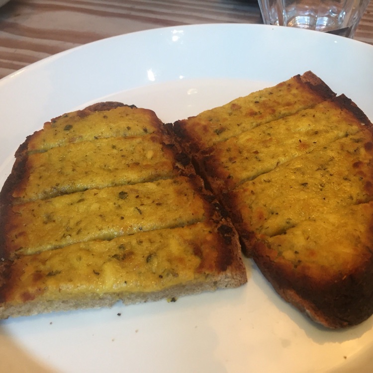 Une photo de Poilâne