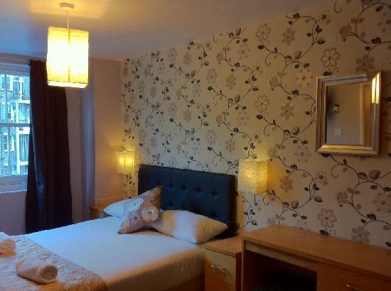Room 421