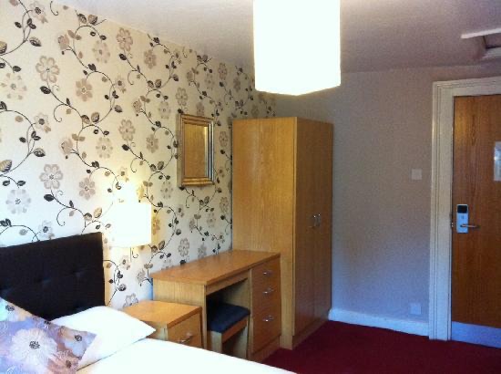 Room 421