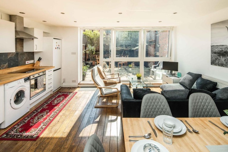 A photo of Hoxton Rooms - Homestay