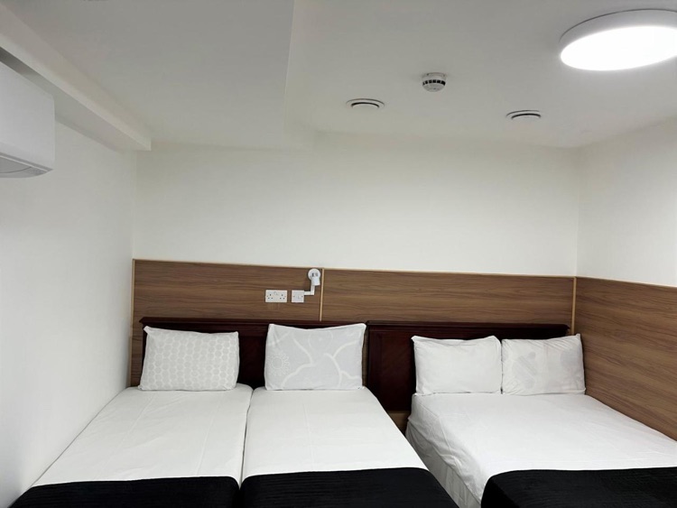 A photo of Plaza London Hotel
