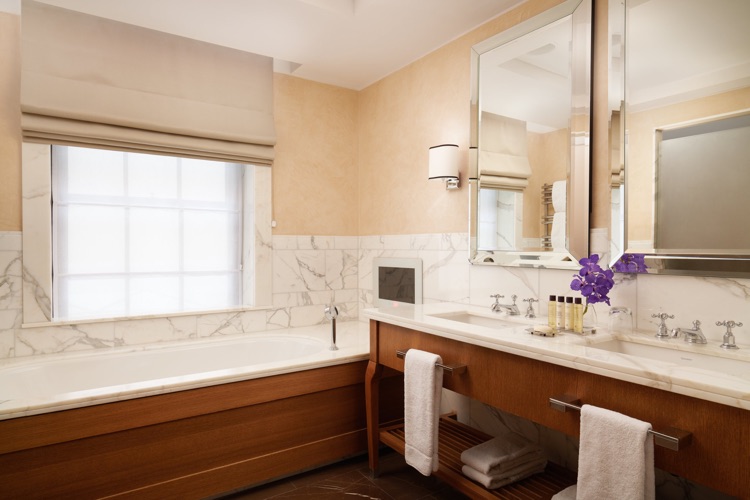 New London Suite