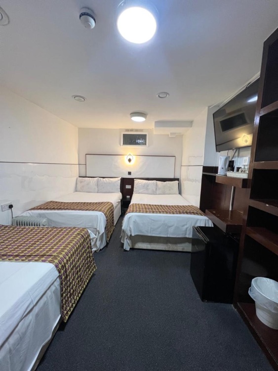 A photo of Plaza London Hotel