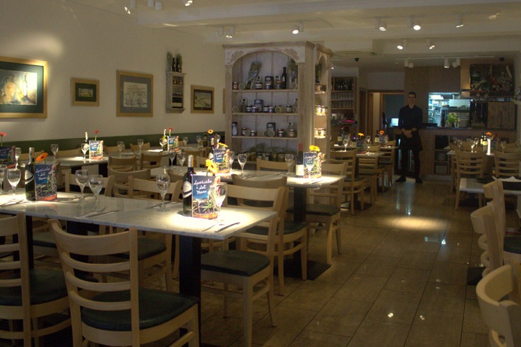 A photo of Olivelli