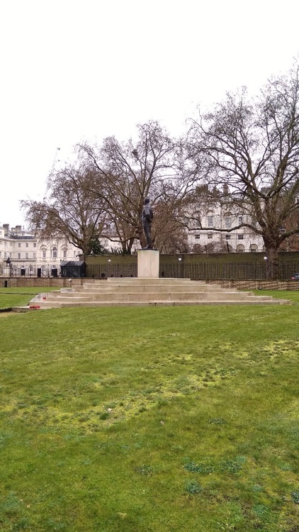 A photo of Admiral of the Fleet Earl Mountbatten of Burma Statue