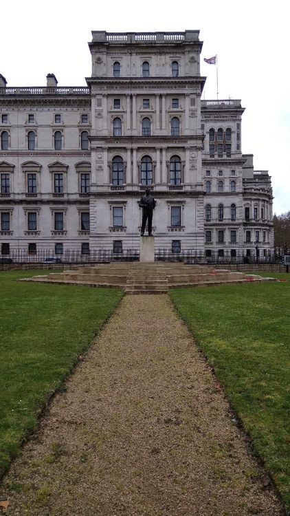 A photo of Admiral of the Fleet Earl Mountbatten of Burma Statue