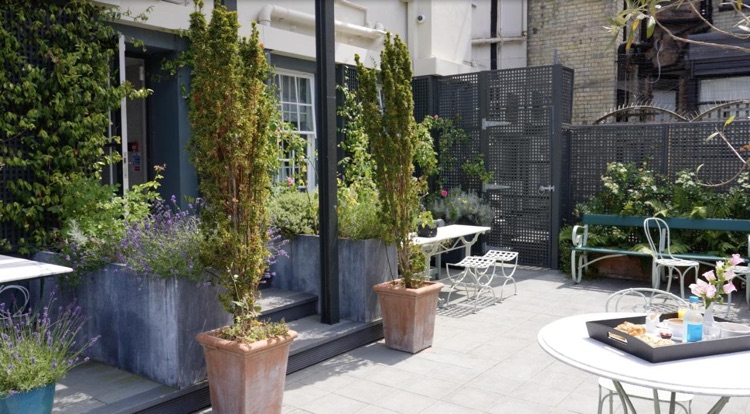 A photo of No. 30 Knightsbridge