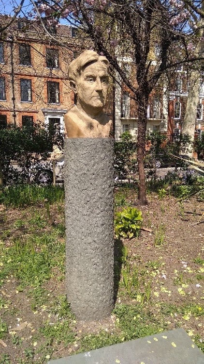 A photo of Chelsea Embankment Gardens