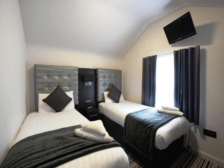 A photo of Airways Hotel Victoria