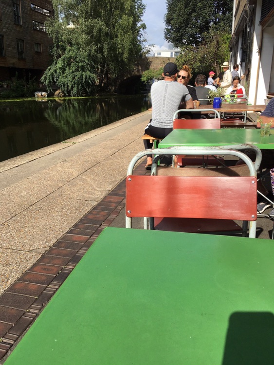 Une photo de Towpath