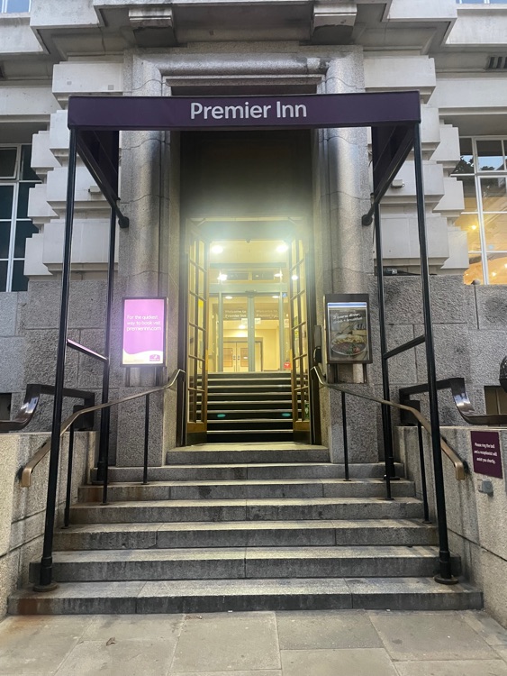 A photo of Premier Inn London County Hall hotel