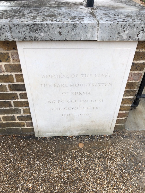 A photo of Admiral of the Fleet Earl Mountbatten of Burma Statue