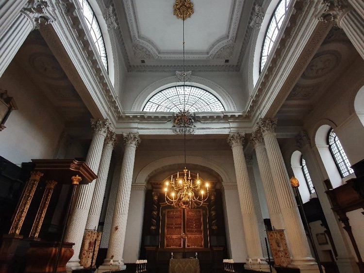 A photo of St Mary Woolnoth