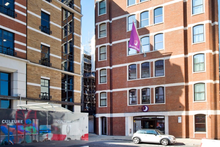 A photo of Premier Inn London Farringdon (Smithfield) hotel
