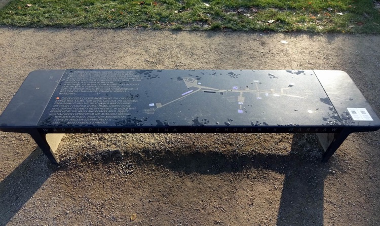 The bench near the Chopin Monument with Polonaise in A major Op. 40 No. 1