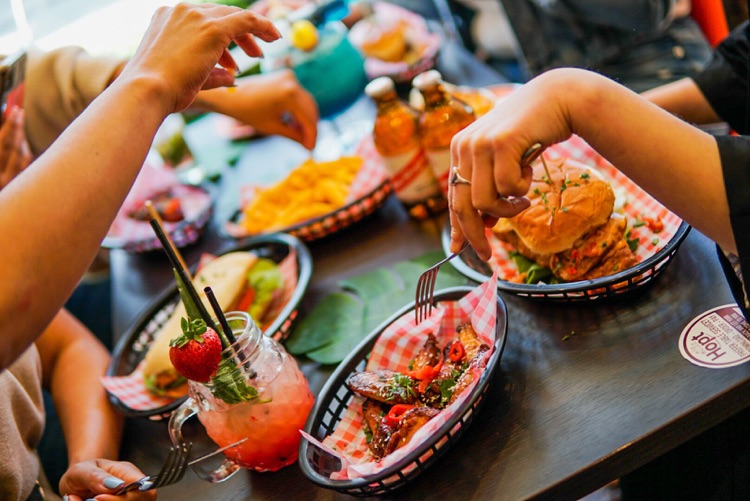 A photo of Issa Vibe Bar & Restaurant