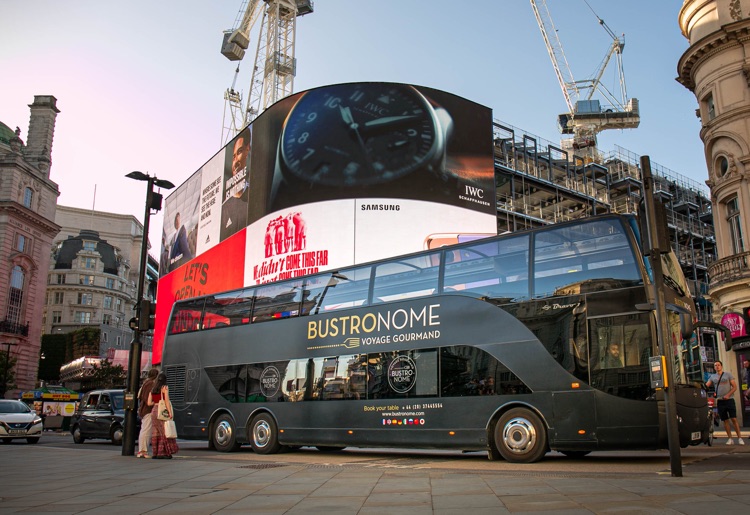 Фото: Bustronome