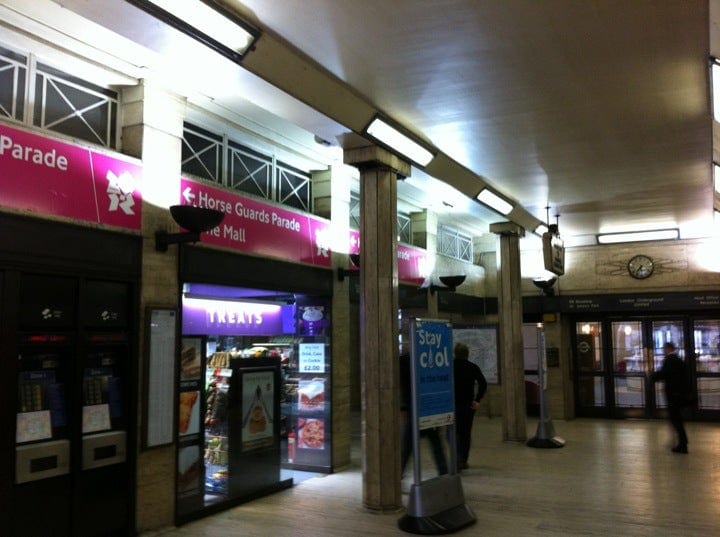 Фото: Saint James's Park Station