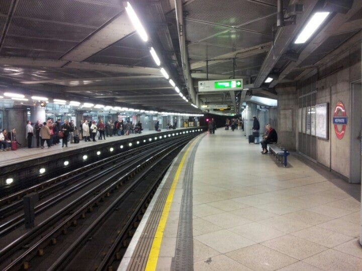 Una foto de Westminster Station