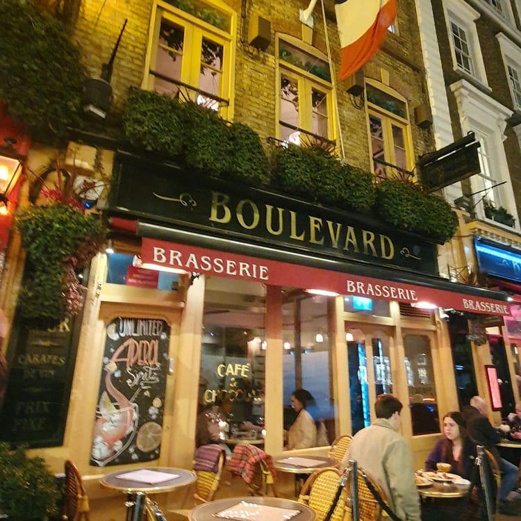 Фото: Boulevard Brasserie