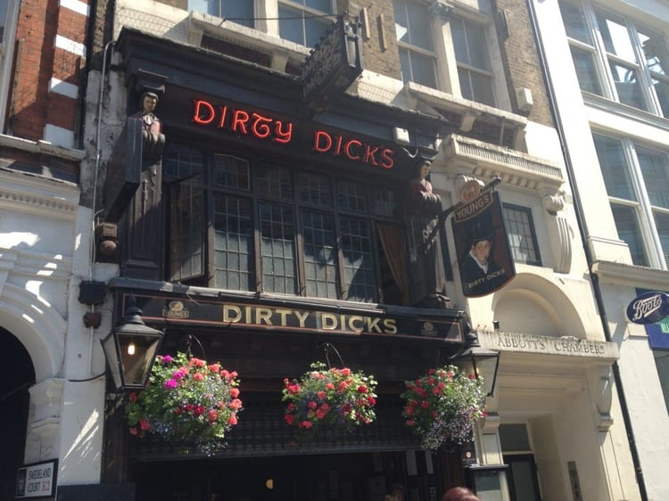 Una foto de Dirty Dicks