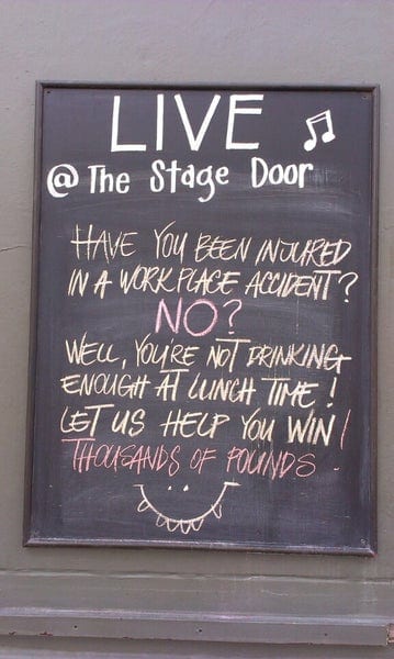 Une photo de The Stage Door