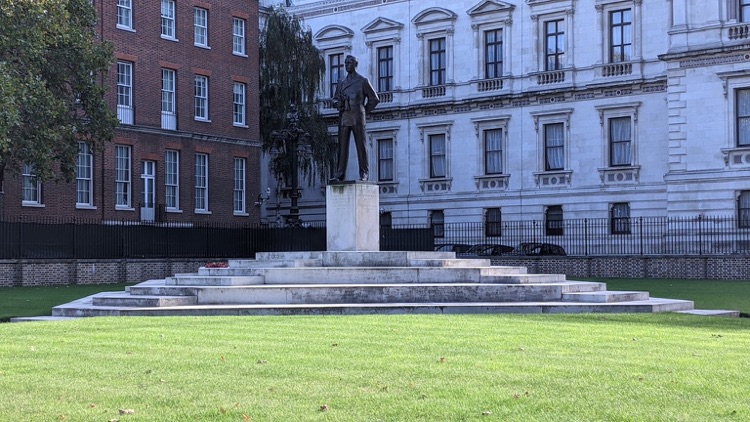 A photo of Admiral of the Fleet Earl Mountbatten of Burma Statue