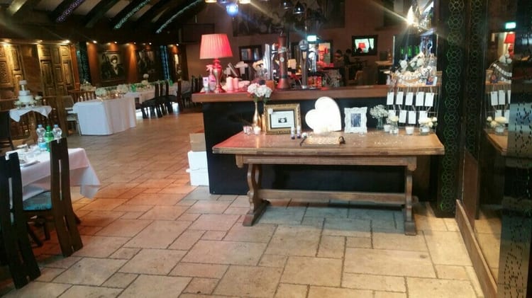 Une photo de Ev Bar