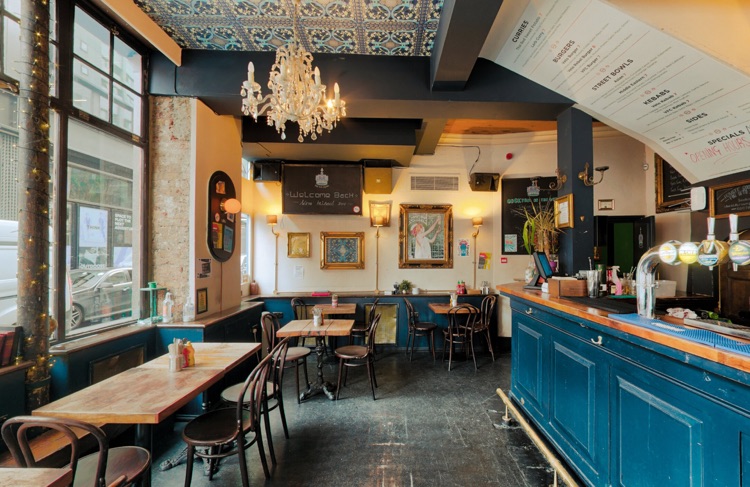 Une photo de The Old Crown